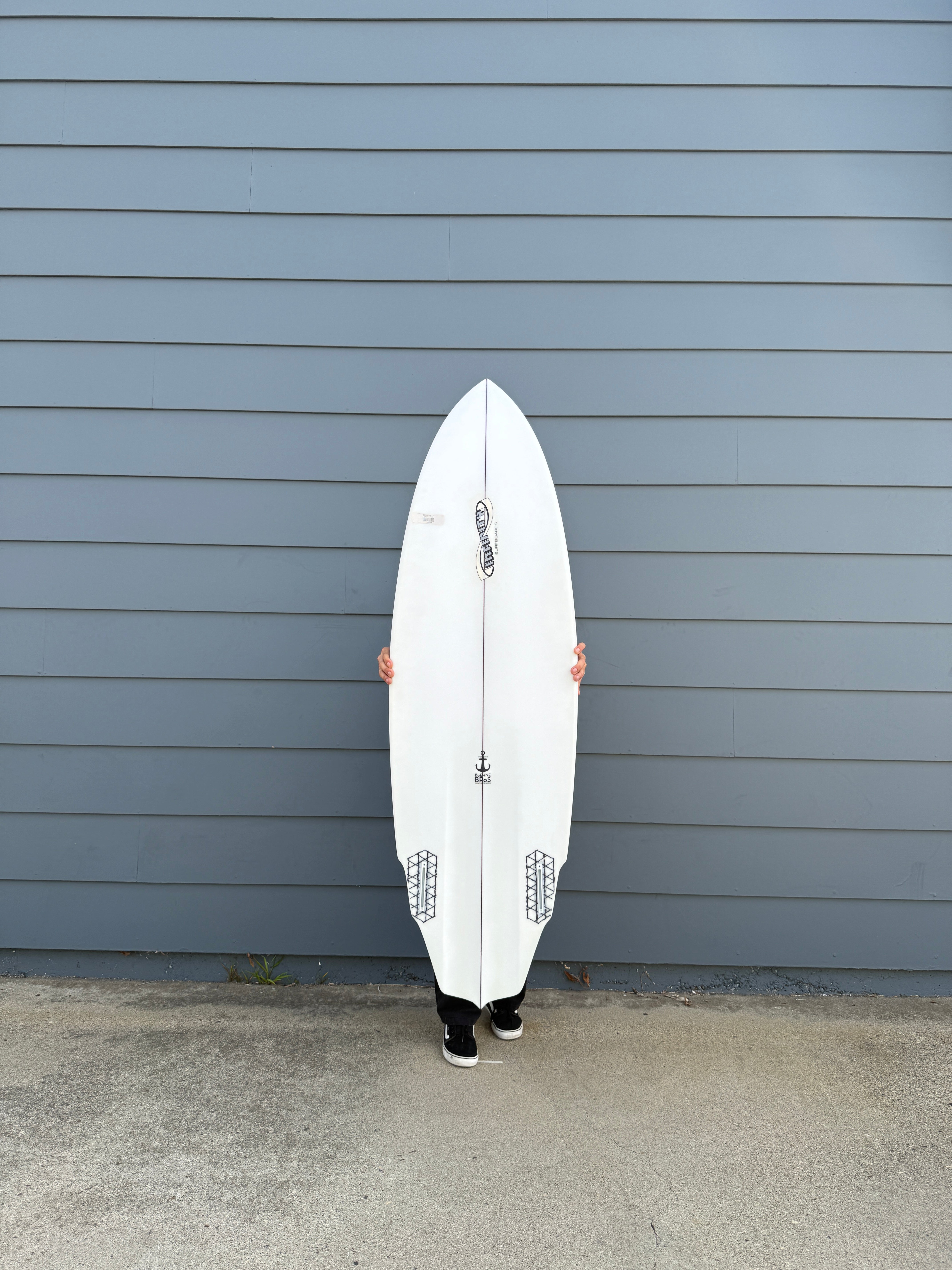 SURFBOARDS FOR SALE – Shred & Speed